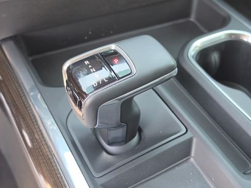 Certified 2023 Chevrolet Silverado 1500 LT AWD/4WD image 32
