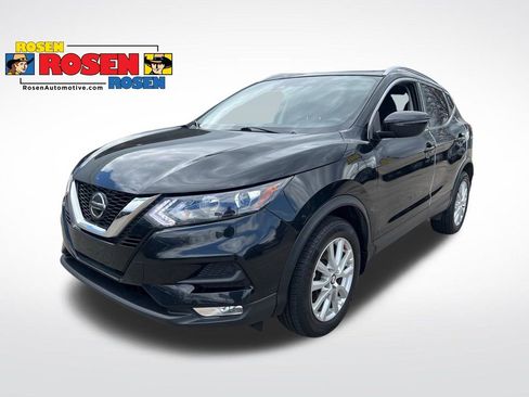 Used 2020 Nissan Rogue Sport SV w/ All-Weather Package image 1