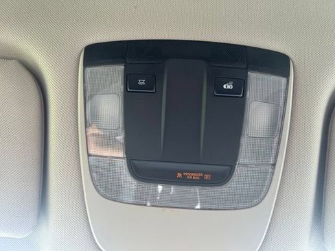 Certified 2021 Kia Sorento LX FWD image 40