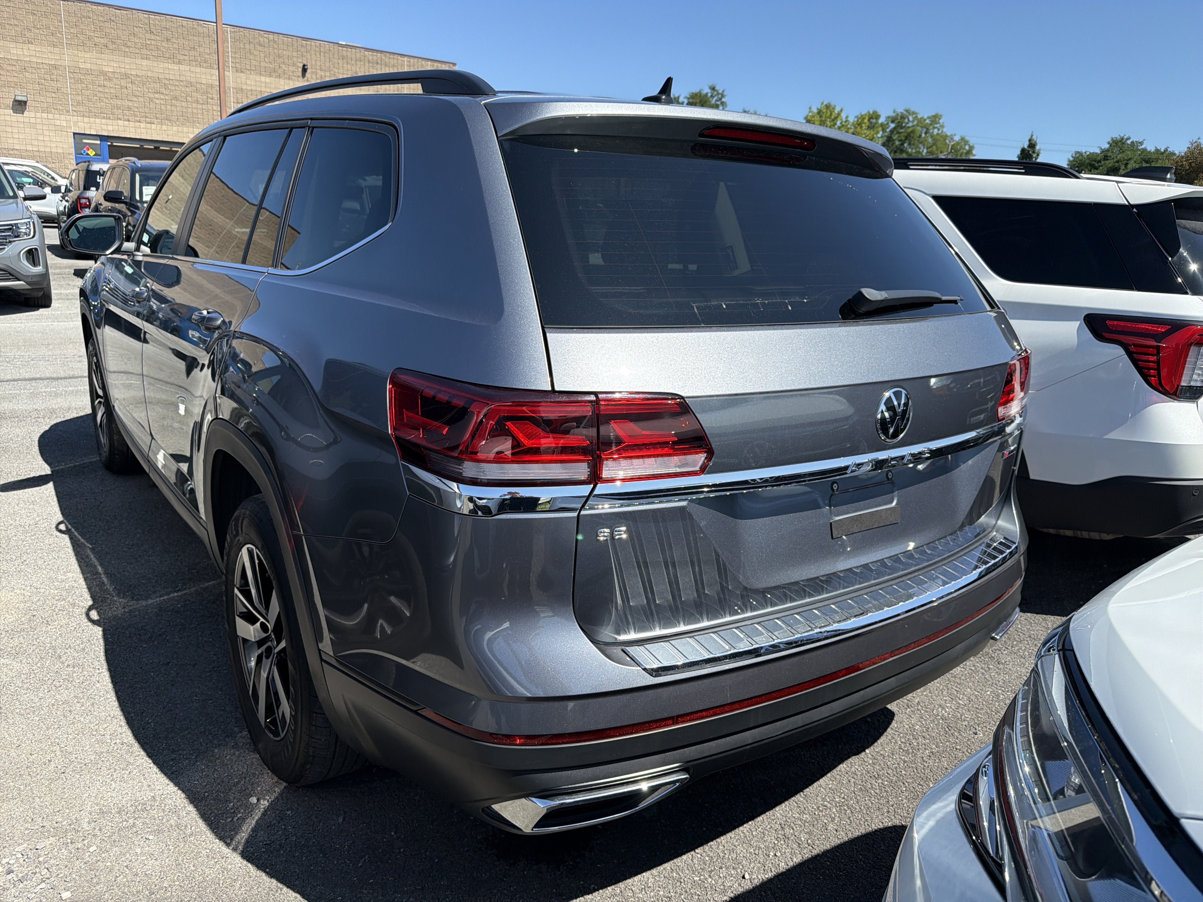 Used 2022 Volkswagen Atlas SE AWD/4WD image 5