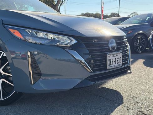 Certified 2024 Nissan Sentra SR w/ SR Premium Package image 3