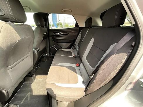 Used 2023 Chevrolet TrailBlazer LT w/ Convenience Package AWD/4WD image 30