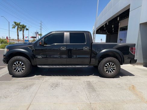 Used 2013 Ford F150 Raptor w/ Luxury Equipment Group AWD/4WD image 2