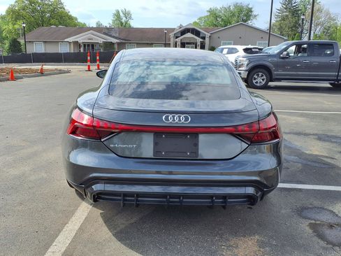 Used 2023 Audi e-tron GT Premium Plus image 28