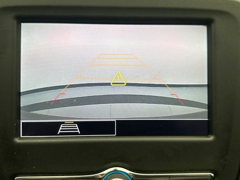 Used 2023 Chevrolet Equinox LT w/ Driver Convenience Package AWD/4WD image 15