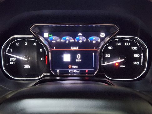 Used 2021 GMC Yukon XL AT4 w/ AT4 Premium Plus Package AWD/4WD image 34