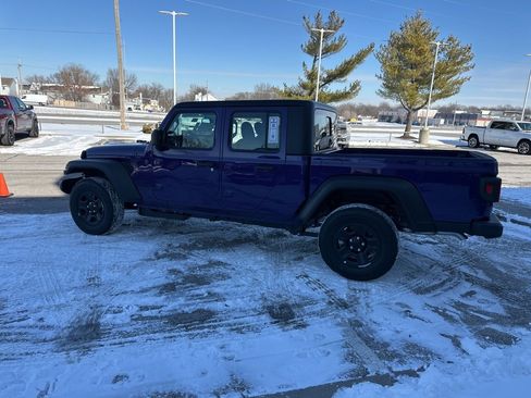 New 2026 Jeep Gladiator Sport image 21