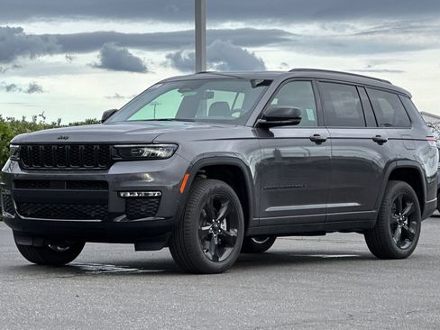 New 2025 Jeep Grand Cherokee L Limited w/ Luxury Tech Group II image 8