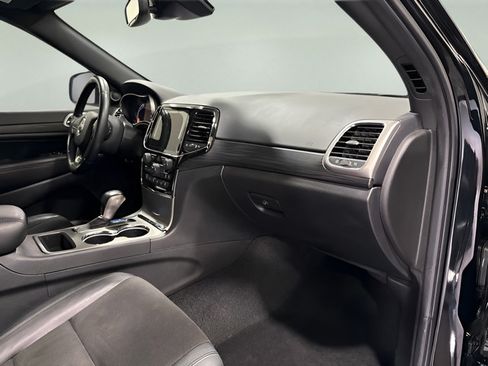 Used 2022 Jeep Grand Cherokee Laredo X RWD image 13