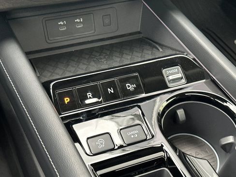 Used 2025 Nissan Murano SL w/ Cargo Package image 21