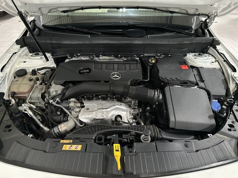 Certified 2022 Mercedes-Benz GLB 250 4MATIC image 15