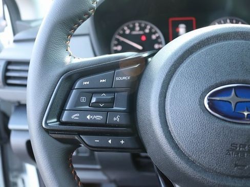 Used 2025 Subaru Crosstrek 2.5i Limited w/ Crosstrek Mirror Package image 28