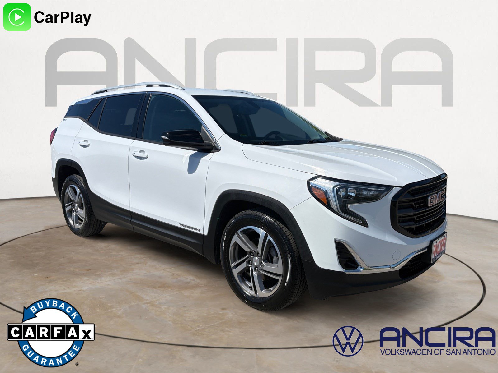 Used 2018 GMC Terrain SLT w/ LPO, Black Accent Package FWD image 1