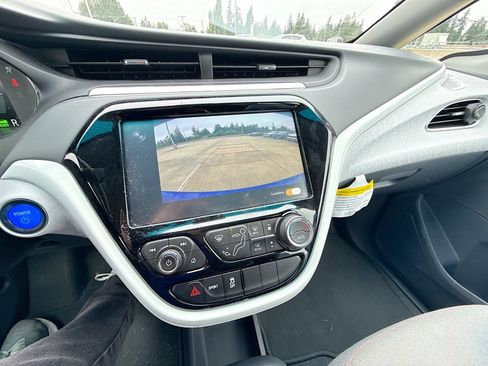 Used 2020 Chevrolet Bolt LT FWD image 16