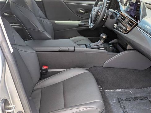 Used 2024 Lexus ES 350 FWD image 21