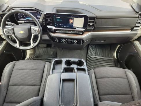 Used 2024 Chevrolet Silverado 1500 LT AWD/4WD image 26