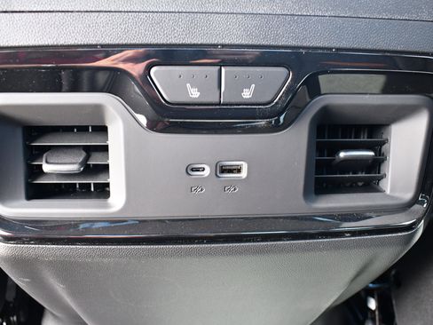 New 2026 GMC Sierra 1500 AT4 image 26