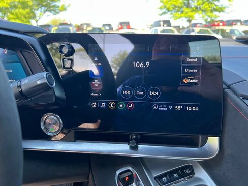 Used 2023 Chevrolet Corvette Stingray Premium Conv w/ Z51 Performance Package RWD image 39