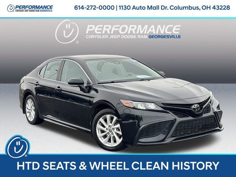 Used 2023 Toyota Camry SE image 1