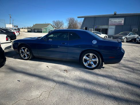 Used 2009 Dodge Challenger R/T image 8