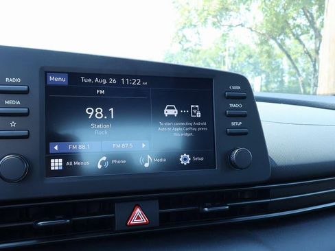 New 2025 Hyundai Elantra Sport image 3
