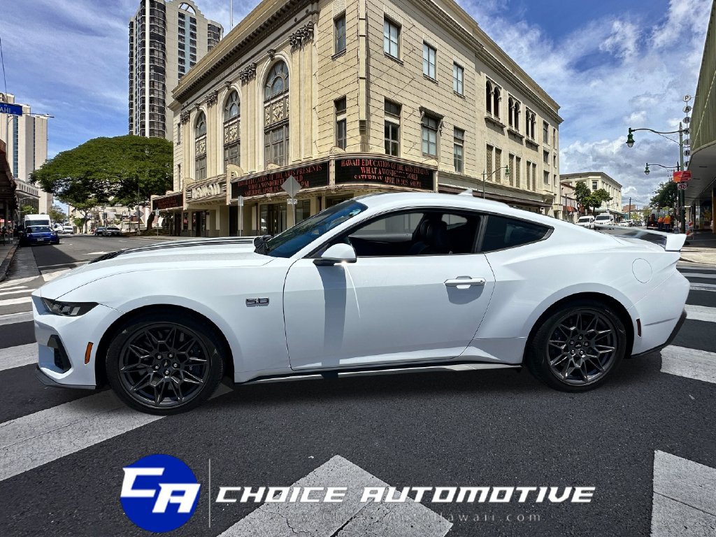 Used 2024 Ford Mustang GT Premium w/ GT Performance Package RWD image 3