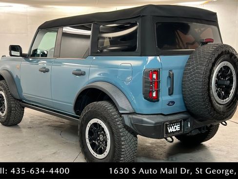 Used 2023 Ford Bronco Badlands w/ Sasquatch Package AWD/4WD image 3