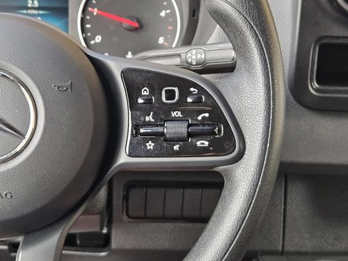 Used 2024 Mercedes-Benz Sprinter 3500 image 21