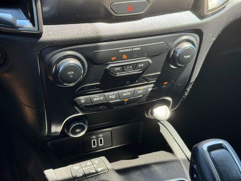 Used 2019 Ford Ranger Lariat w/ Equipment Group 501A Mid AWD/4WD image 26