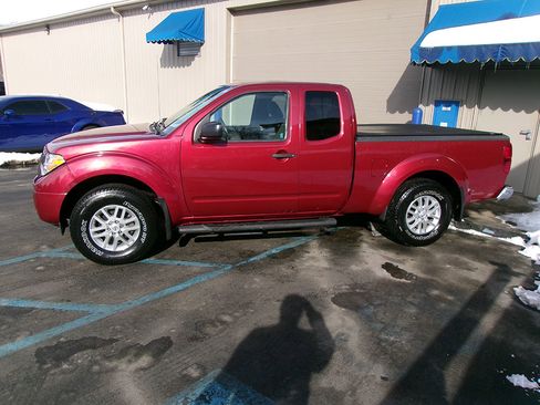 Used 2019 Nissan Frontier SV w/ Value Truck Package AWD/4WD image 3