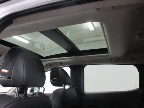 New 2026 Nissan Kicks SR w/ SR Premium Package image 19