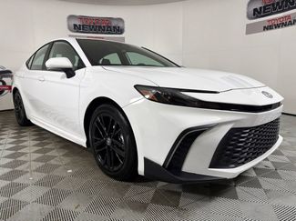Used 2025 Toyota Camry SE w/ Convenience Package video 1