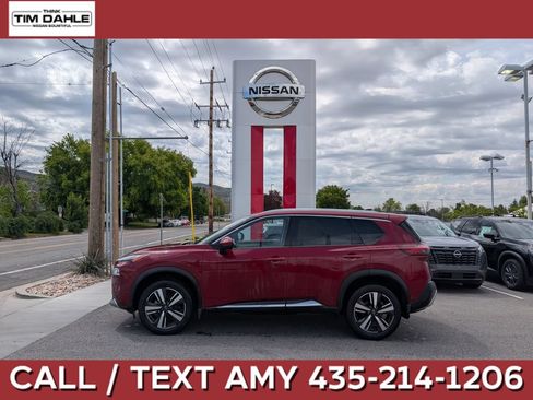 Used 2023 Nissan Rogue Platinum AWD/4WD image 1