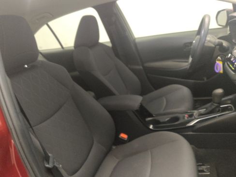 Used 2022 Toyota Corolla LE FWD image 21