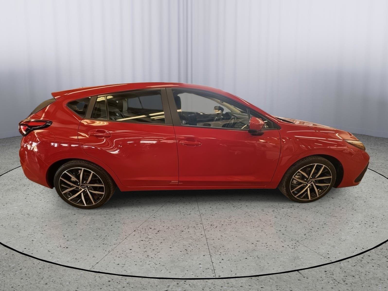 Used 2025 Subaru Impreza 2.0i Sport AWD/4WD image 6