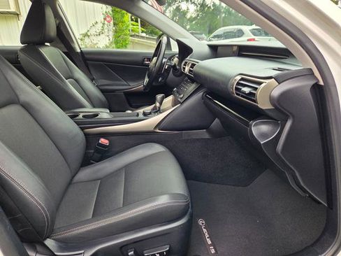 Used 2016 Lexus IS 200t image 25
