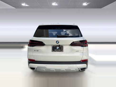 New 2026 BMW X5 xDrive40i AWD/4WD image 10