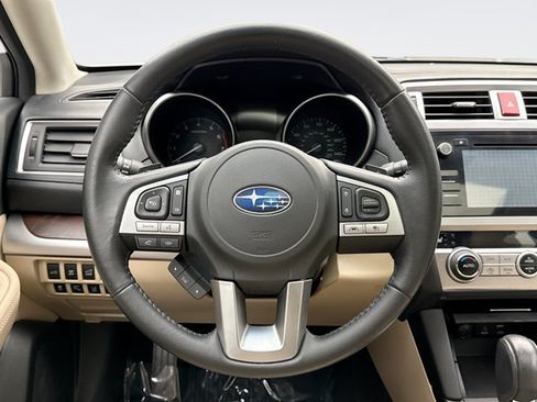 Used 2017 Subaru Outback 2.5i Limited AWD/4WD image 12