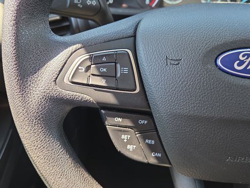 Used 2021 Ford EcoSport SE image 19