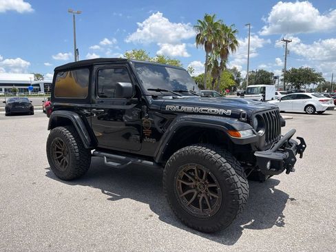 Used 2022 Jeep Wrangler Rubicon AWD/4WD image 2