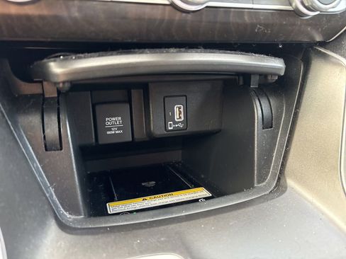 Used 2019 Honda Accord Touring image 25