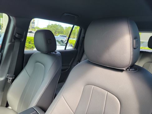 Used 2024 Mercedes-Benz GLB 250 image 15