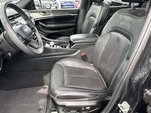 Used 2023 Jeep Grand Cherokee L Overland AWD/4WD image 19