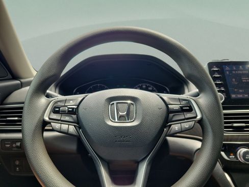 Used 2018 Honda Accord EX image 20