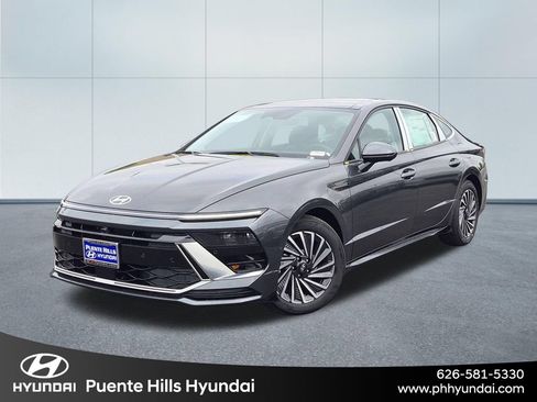 New 2026 Hyundai Sonata Limited FWD image 1