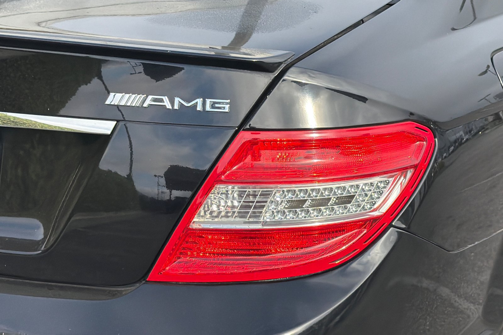 Used 2009 Mercedes-Benz C 63 AMG Sedan image 40