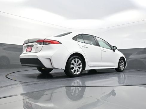 Used 2024 Toyota Corolla LE FWD image 36