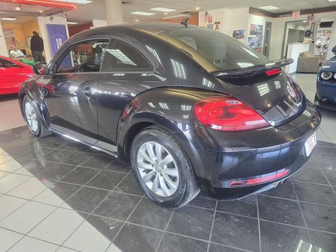 Used 2018 Volkswagen Beetle 2.0T Coast image 6