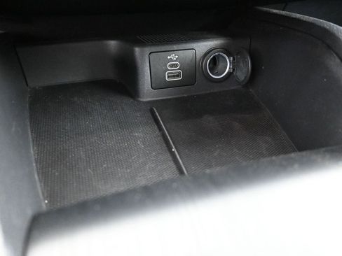 Used 2025 Ford Escape ST-Line image 29