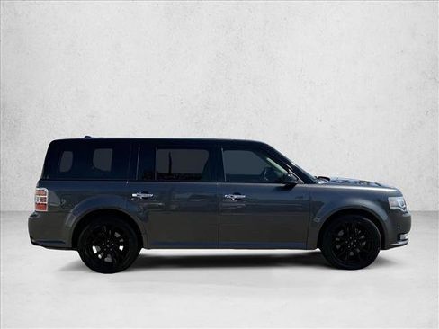 Used 2016 Ford Flex Limited w/ Equipment Group 301A FWD image 7